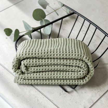 Vjwen Bamboo Bath Towel - Organic Cotton Blend Waffle Weave Towel - Quick Dry & Antimicrobial Lightweight Sheet for Sensitive Skin - Sage Green